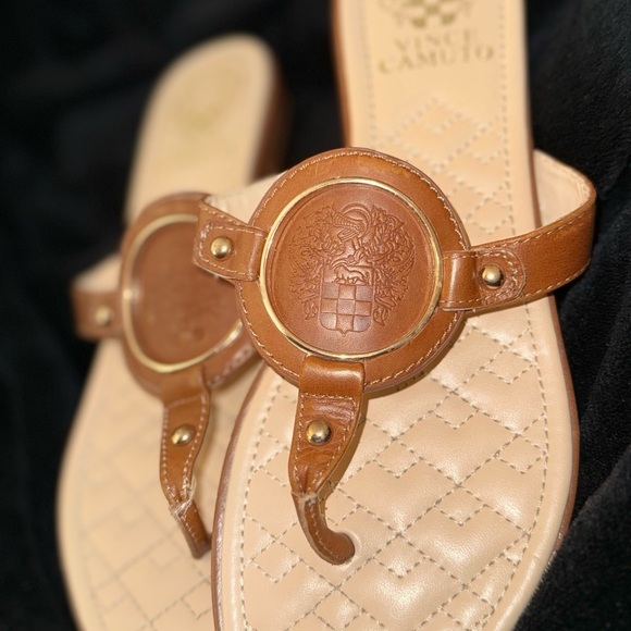 Vince Camuto Tan Leather Braida Thong Sandal - Picture 7 of 15